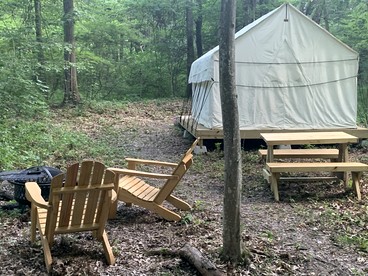Cozy Secluded Safari Tent Immersed in Nature in Ravenna, Ohio - Ravenna, Ohio - glamping.directory