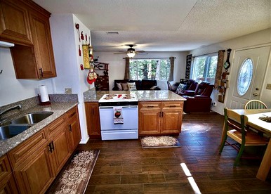 Idyllwild Couples Retreat for Romantic Places to Visit in California - Idyllwild, California - glamping.directory