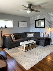 Charming Downtown Cottage with Porch & Backyard Retreat near Beaverhead River in Dillon, Montana - Dillon, Montana - glamping.directory