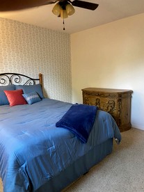 Charming Downtown Cottage with Porch & Backyard Retreat near Beaverhead River in Dillon, Montana - Dillon, Montana - glamping.directory