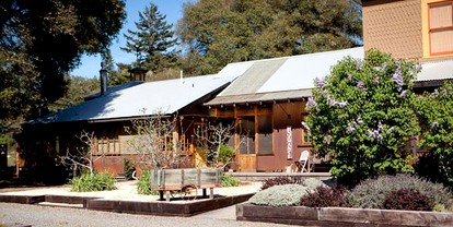 Luxury Family Cottage Rental with Breathtaking Mountain Views in Boonville near Mendocino, California - glamping.directory