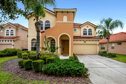 Stunning Cottage with Games and Swimming Pool in Davenport, Florida - glamping.directory