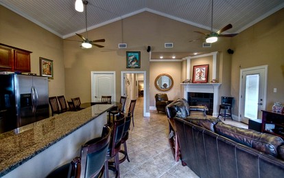 Riverside Vacation Rental Perfect for Families near the Mississippi River, Louisiana - Port Sulphur, Louisiana - glamping.directory