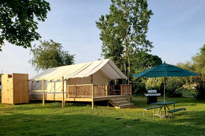 Spacious Safari Tent Rental Ideal for Glamping near NYC - glamping.directory