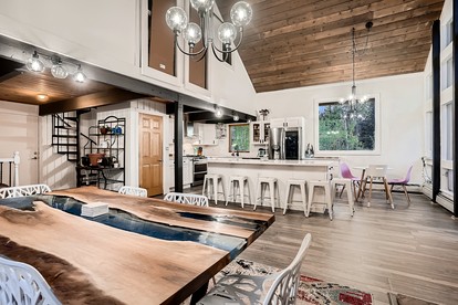 Stunning Secluded Cabin in Black Hawk, Colorado - Black Hawk, Colorado - glamping.directory