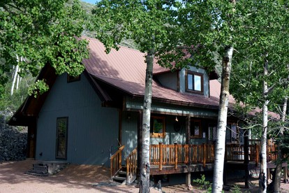 Rustic Cabin Rental with Mountain Views Located in the Gorgeous Gunnison National Forest, Colorado - Ohio City, Colorado - glamping.directory