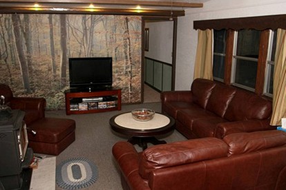 Secluded Mountain Cabin in the Quiet Woodlands near Douglas, Wyoming - Douglas, Wyoming - glamping.directory