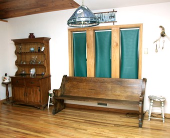 Pet-Friendly Cabin Getaway for Groups near Aspen, Colorado - Meredith, Colorado - glamping.directory