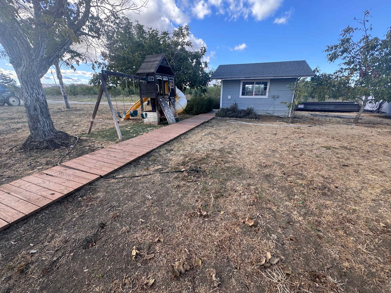 Peaceful Walnut Ranch - Winters, California - glamping.directory
