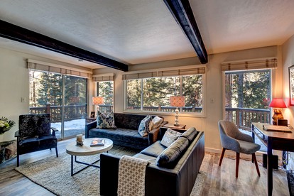 Mountain Cottage Near Skiing, Hiking and Mountain Biking in Arapaho National Forest - Breckenridge, Colorado - glamping.directory