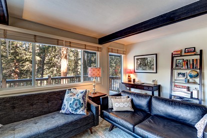 Mountain Cottage Near Skiing, Hiking and Mountain Biking in Arapaho National Forest - Breckenridge, Colorado - glamping.directory