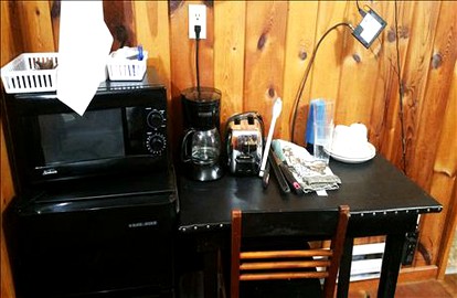 Cozy Log Cabin for Harley Davidson Lovers near Rapid City, South Dakota - Lead, South Dakota - glamping.directory