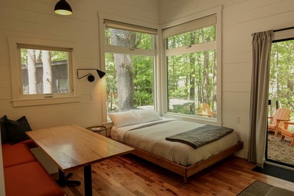 Splendid Equipped Cabin Surrounded by Nature in Freeport, Maine - Freeport, Maine - glamping.directory