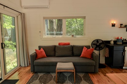 Splendid Equipped Cabin Surrounded by Nature in Freeport, Maine - Freeport, Maine - glamping.directory