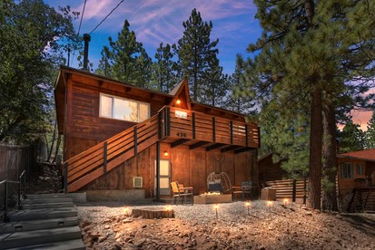 Contemporary Comfort: Modern Cabin Retreat near Big Bear Lake - glamping.directory
