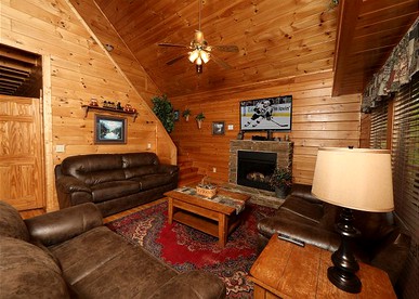 Dog-Friendly Log Cabin Rental with a Private Hot Tub near Sevierville, Tennessee - Sevierville, Tennessee - glamping.directory
