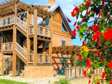 Bright and Spacious Vacation Rental near Catoctin Mountain Park, Maryland - glamping.directory