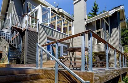 Romantic Getaway with Cozy Fireplace on Bainbridge Island, Washington - Bainbridge Island, Washington - glamping.directory
