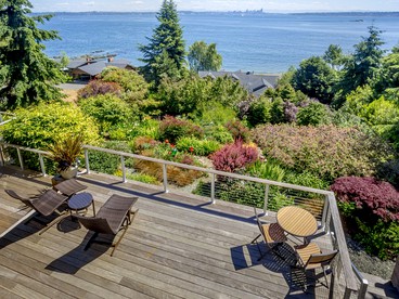 Romantic Getaway with Cozy Fireplace on Bainbridge Island, Washington - Bainbridge Island, Washington - glamping.directory