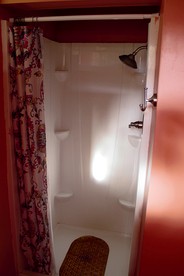 Serene Rental with Private Outdoor Shower in the Puna Jungle, Hawaii Island - Pahoa, Hawaii - glamping.directory