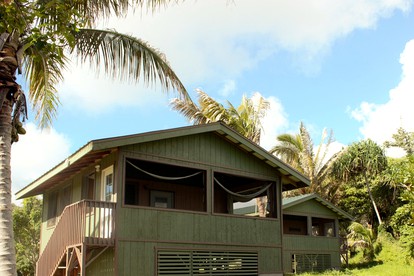 Serene Rental with Private Outdoor Shower in the Puna Jungle, Hawaii Island - glamping.directory