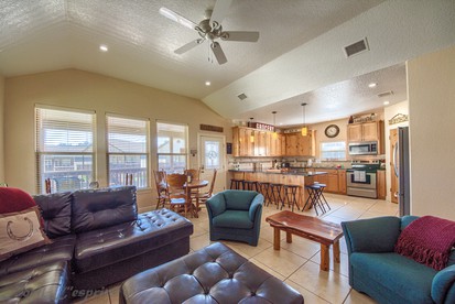 Texas Hill Country Glamping Stay with Direct River Access - Canyon Lake, Texas - glamping.directory
