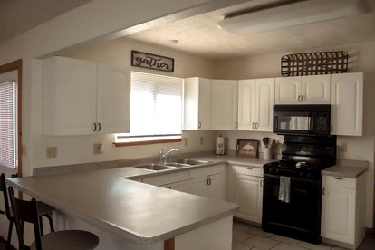 Charming Black Hills Vacation Rental for a South Dakota Getaway - Custer, South Dakota - glamping.directory