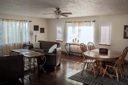 Charming Black Hills Vacation Rental for a South Dakota Getaway - Custer, South Dakota - glamping.directory