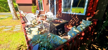 Charming Pet-Friendly Cabin with ATV & Snowmobile Access near Greenville, Maine - Greenville Junction, Maine - glamping.directory