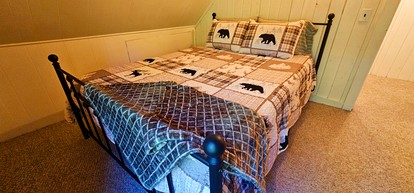 Charming Pet-Friendly Cabin with ATV & Snowmobile Access near Greenville, Maine - Greenville Junction, Maine - glamping.directory