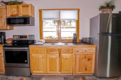 Cozy Cabin with Hot-tub in Estes Park, Colorado - Estes Park, Colorado - glamping.directory