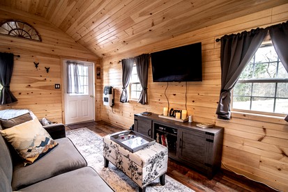 Off-Grid Ringtown Accommodation Ideal for Weekend Getaways in Pennsylvania - Ringtown, Pennsylvania - glamping.directory