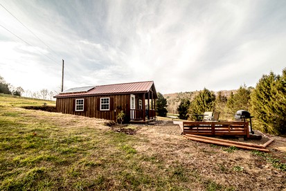 Off-Grid Ringtown Accommodation Ideal for Weekend Getaways in Pennsylvania - Ringtown, Pennsylvania - glamping.directory