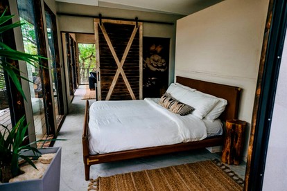 Design Tiny Cabin with Outdoor Bath and Hot-Tub in Texas - Marble Falls, Texas - glamping.directory