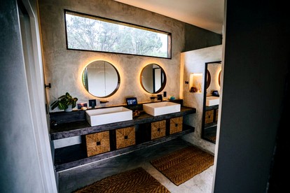 Design Tiny Cabin with Outdoor Bath and Hot-Tub in Texas - Marble Falls, Texas - glamping.directory