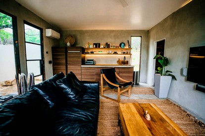 Design Tiny Cabin with Outdoor Bath and Hot-Tub in Texas - Marble Falls, Texas - glamping.directory