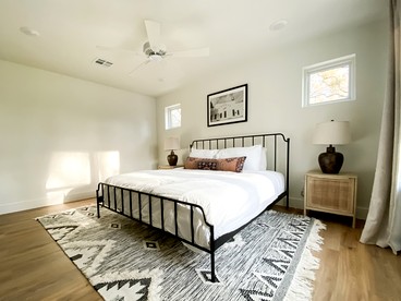 Renovated Cabin Great for a Romantic Escape in Texas - New Braunfels, Texas - glamping.directory