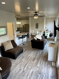 Incredible Waterfront Cabin for a Peaceful Family Getaway near Purlear, North Carolina - Purlear, North Carolina - glamping.directory