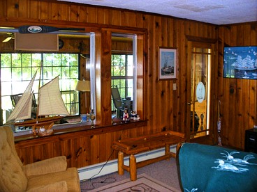 Rustic Lakefront Cottage Rental for Four on Randall Lake, Michigan - Coldwater, Michigan - glamping.directory