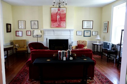 Historic Cottage Getaway on a Working Farm near Lexington, Virginia - Lexington, Virginia - glamping.directory