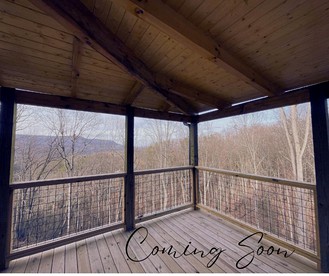 Luxurious Cabin with Hot-Tub, Pool Table and Amazing Hiking Trails in Sevierville, Tennessee - glamping.directory