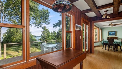 Beautiful Secluded Cottage with Fireplace and Amazing Views in Charlotte, Vermont - Charlotte, Vermont - glamping.directory