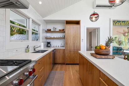 Stunning Vacation Rental by the Coast with Views of Coconut Trees in Kilauea, Hawaii - Kilauea, Hawaii - glamping.directory