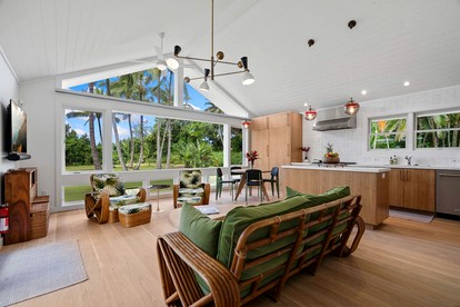 Stunning Vacation Rental by the Coast with Views of Coconut Trees in Kilauea, Hawaii - Kilauea, Hawaii - glamping.directory