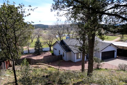 Charming Golf Course Escape with Scenic Views & Game Room Near Payson, AZ - Payson, Arizona - glamping.directory