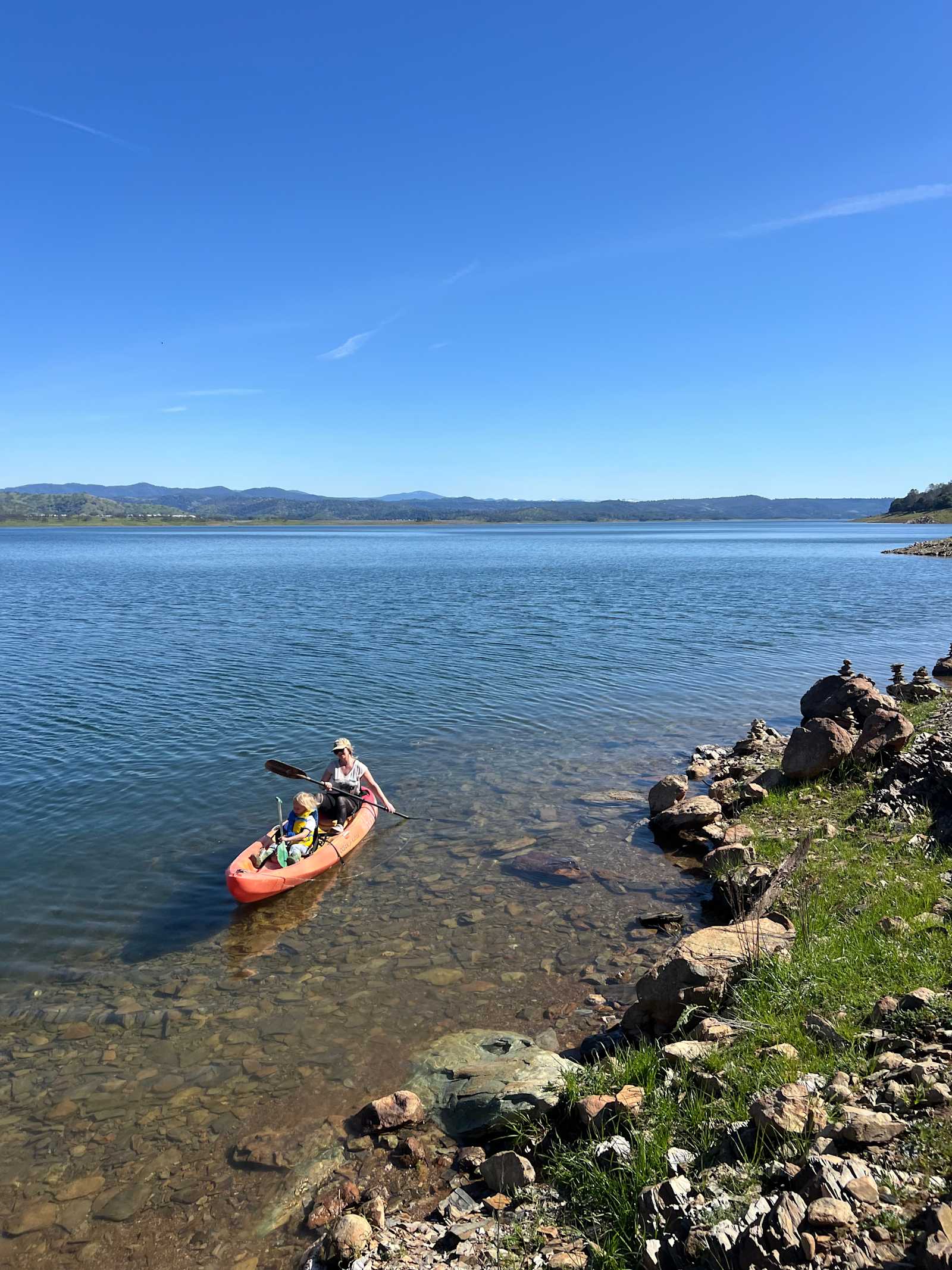 The Painted Lake - Angels Camp, California - glamping.directory