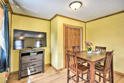 Stunning Pennsylvania Rental for the Perfect Family Getaway - Pleasant Mount, Pennsylvania - glamping.directory
