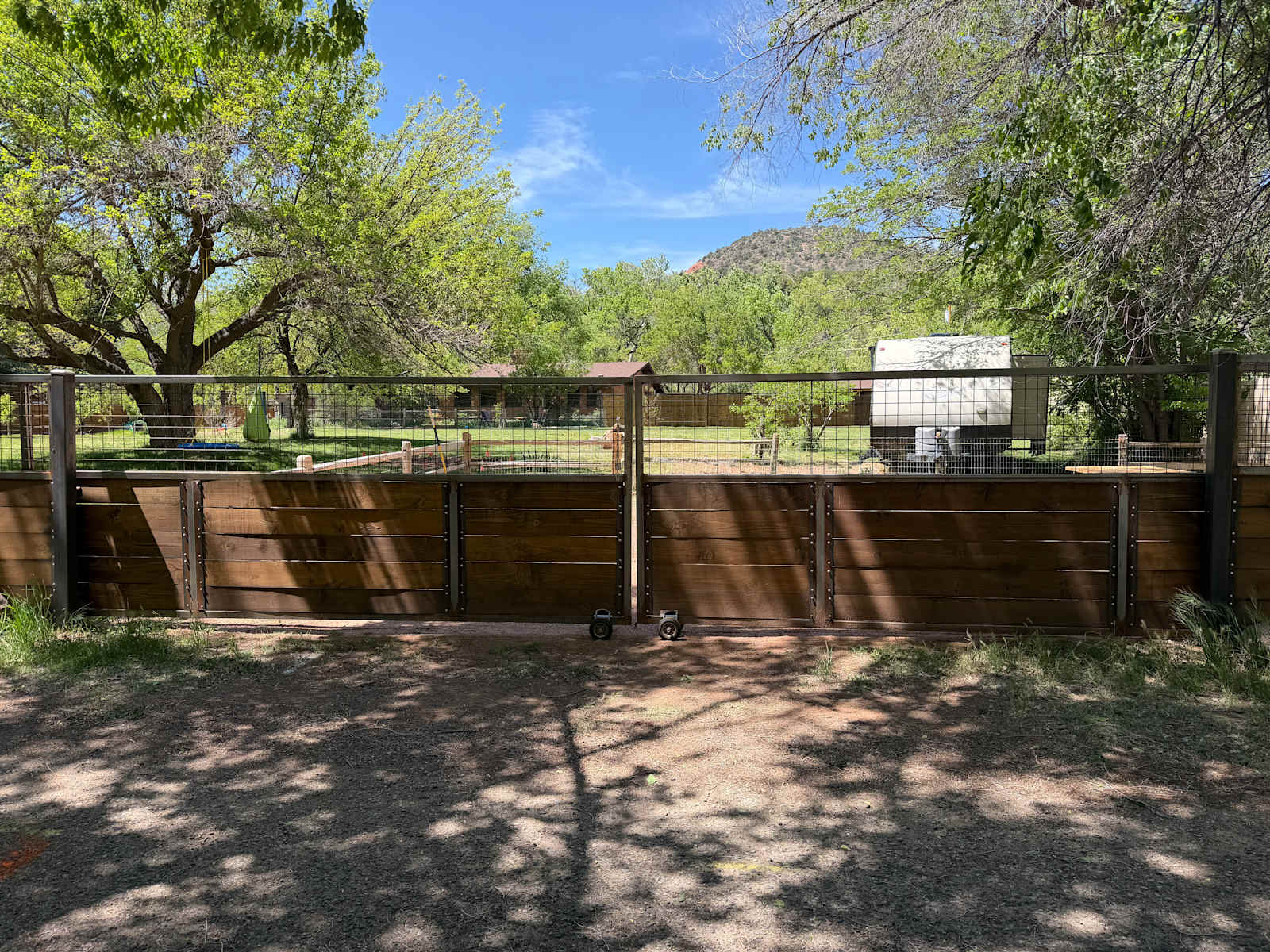 Quiet Homestead - Sedona, Arizona - glamping.directory