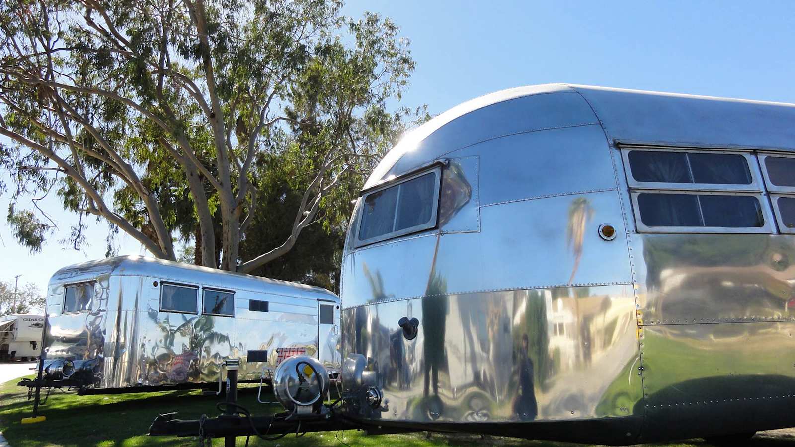 Shadow Hills RV Resort - Indio, California - glamping.directory