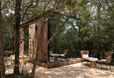 Whimsical Flower-Inspired Mirror Cabin by the Lake in the Enchanted Forests of Texas - Bastrop , Texas - glamping.directory